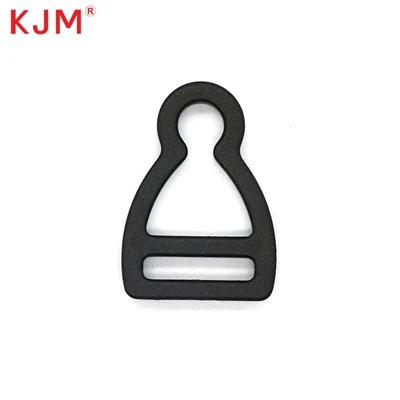 15mm plastový D kruh